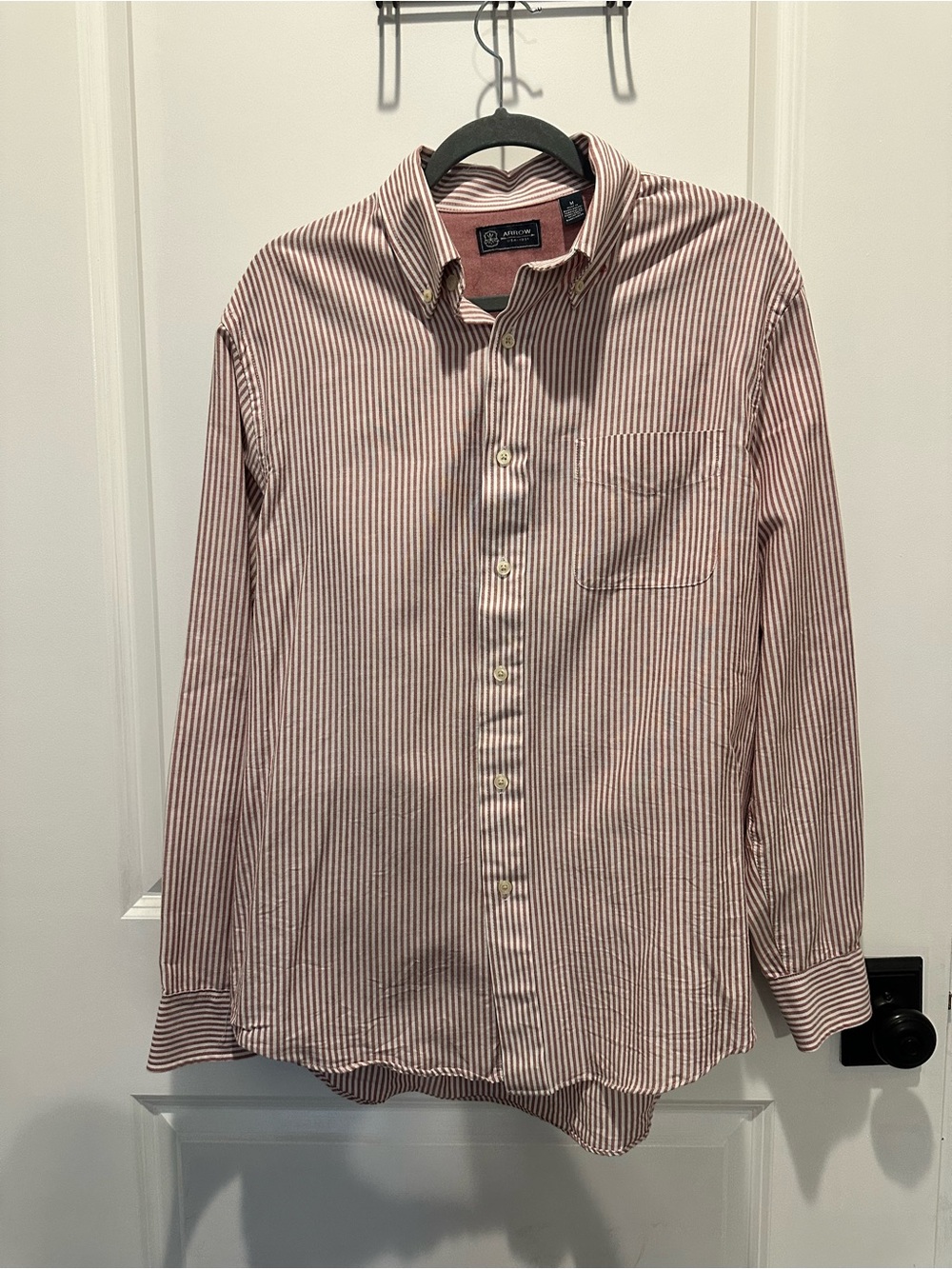 Arrow Men's Red and White Thin-Striped Button-Down Shirt